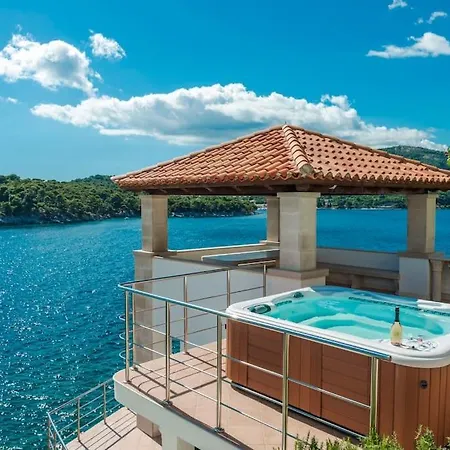 Villa K Dubrovnik-5 Bedroom With Sea Access *