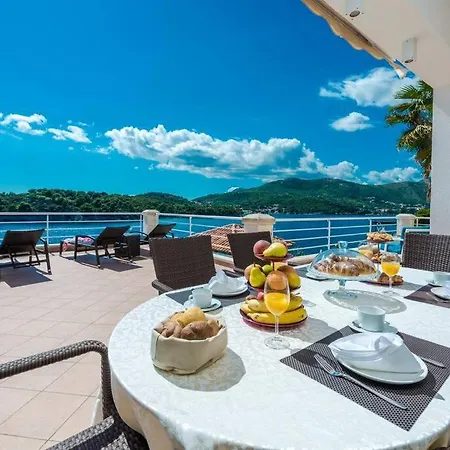 K Dubrovnik-5 Bedroom With Sea Access *