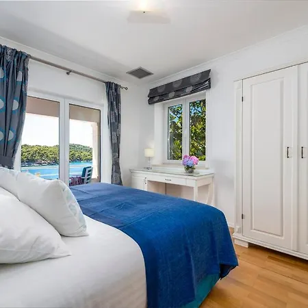 Villa K Dubrovnik-5 Bedroom With Sea Access *