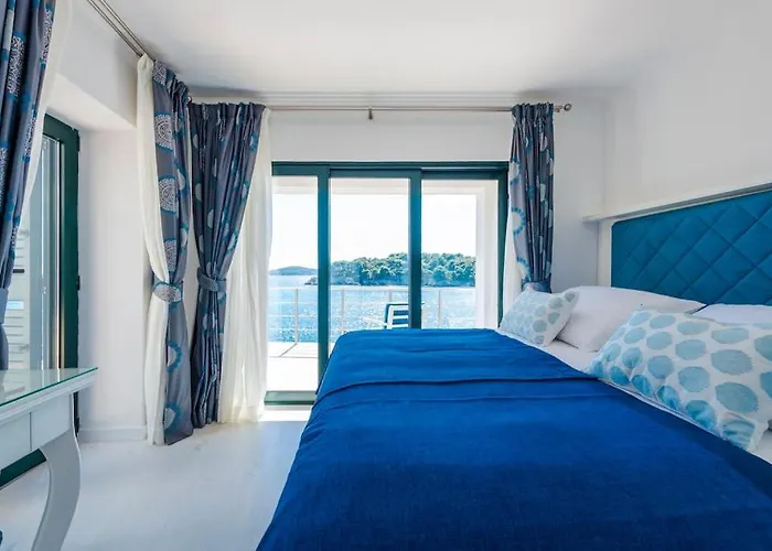 K Dubrovnik-5 Bedroom With Sea Access
