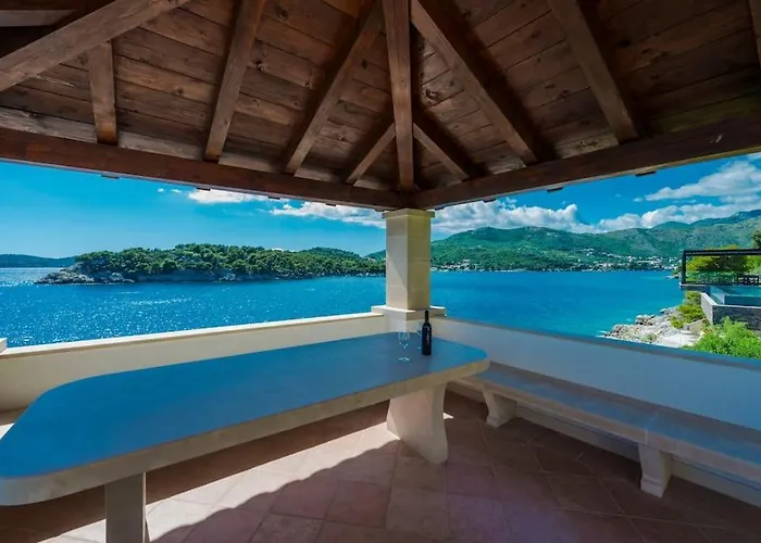 K Dubrovnik-5 Bedroom With Sea Access Villa
